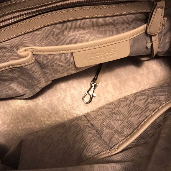 MICHAEL KORS Weekender - Picture 2 of 3